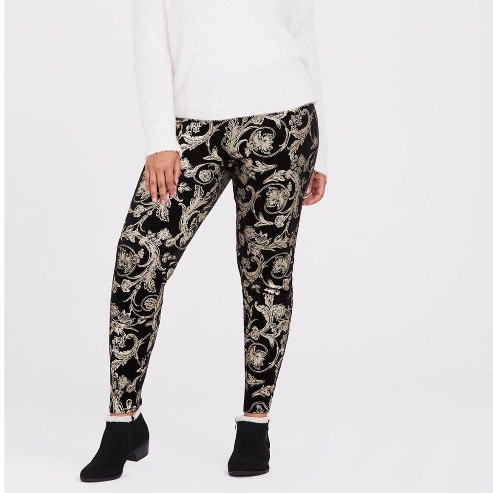 Torrid Platinum Legging - Velvet Jacquard Black & Gold Size 2X